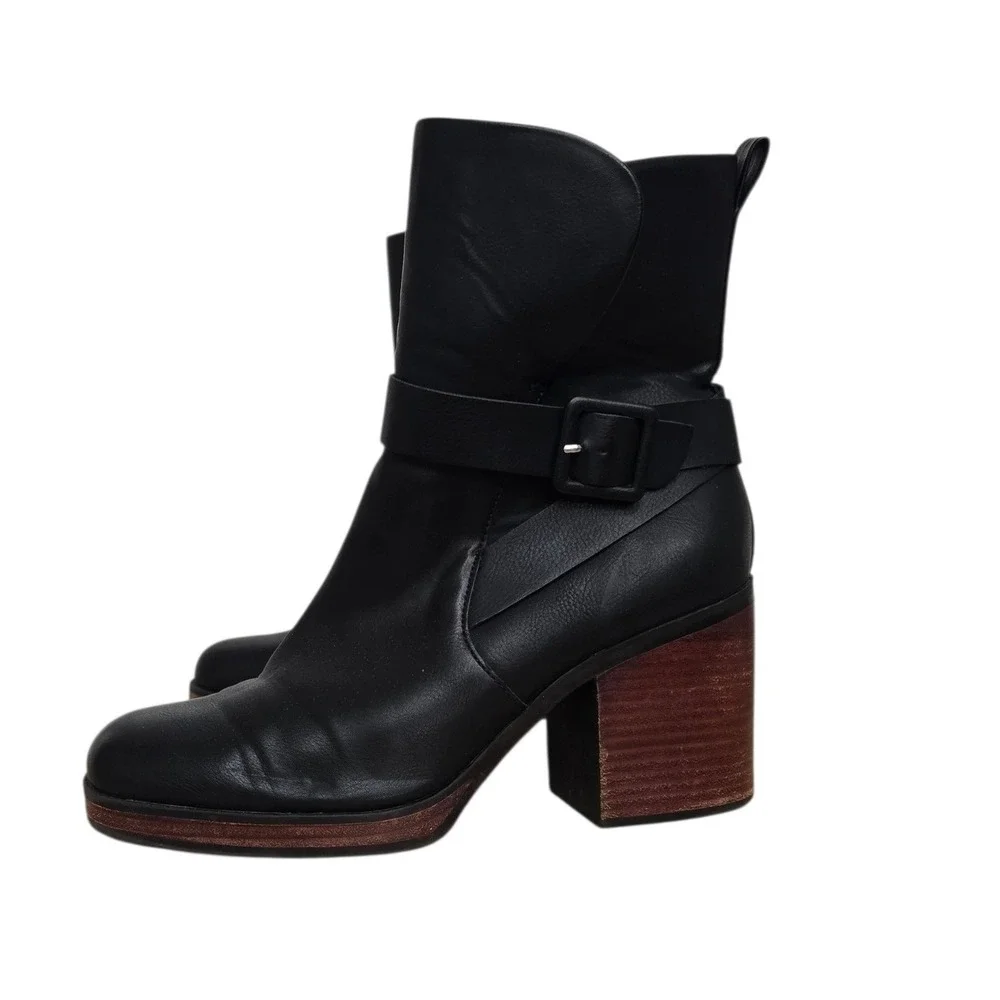 Korks Womens Black Faux Leather Buckle Block Heel Ankle Boots KR0014009 Size 11M